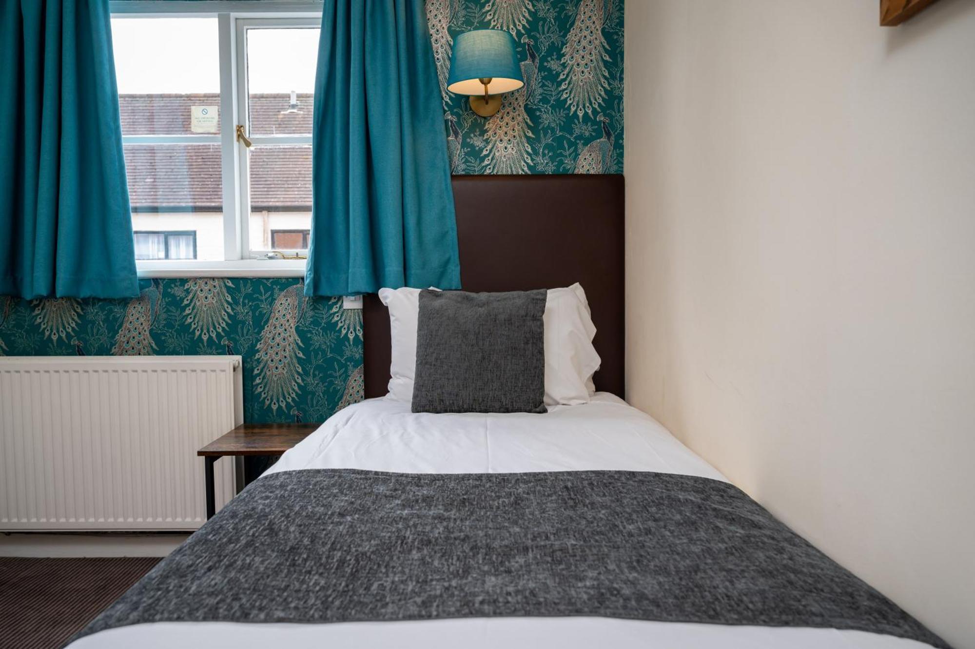 Bell Hotel By Greene King Inns Tewkesbury Dış mekan fotoğraf