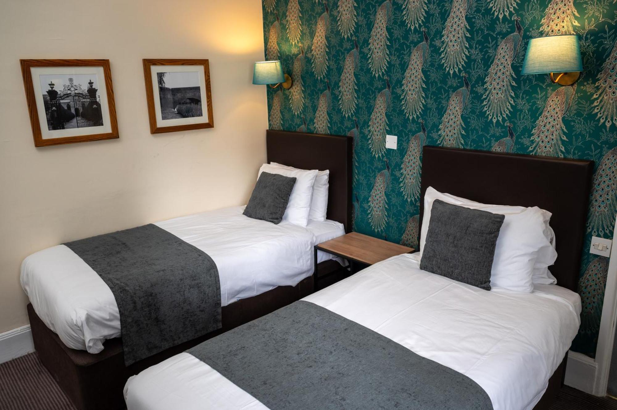 Bell Hotel By Greene King Inns Tewkesbury Dış mekan fotoğraf