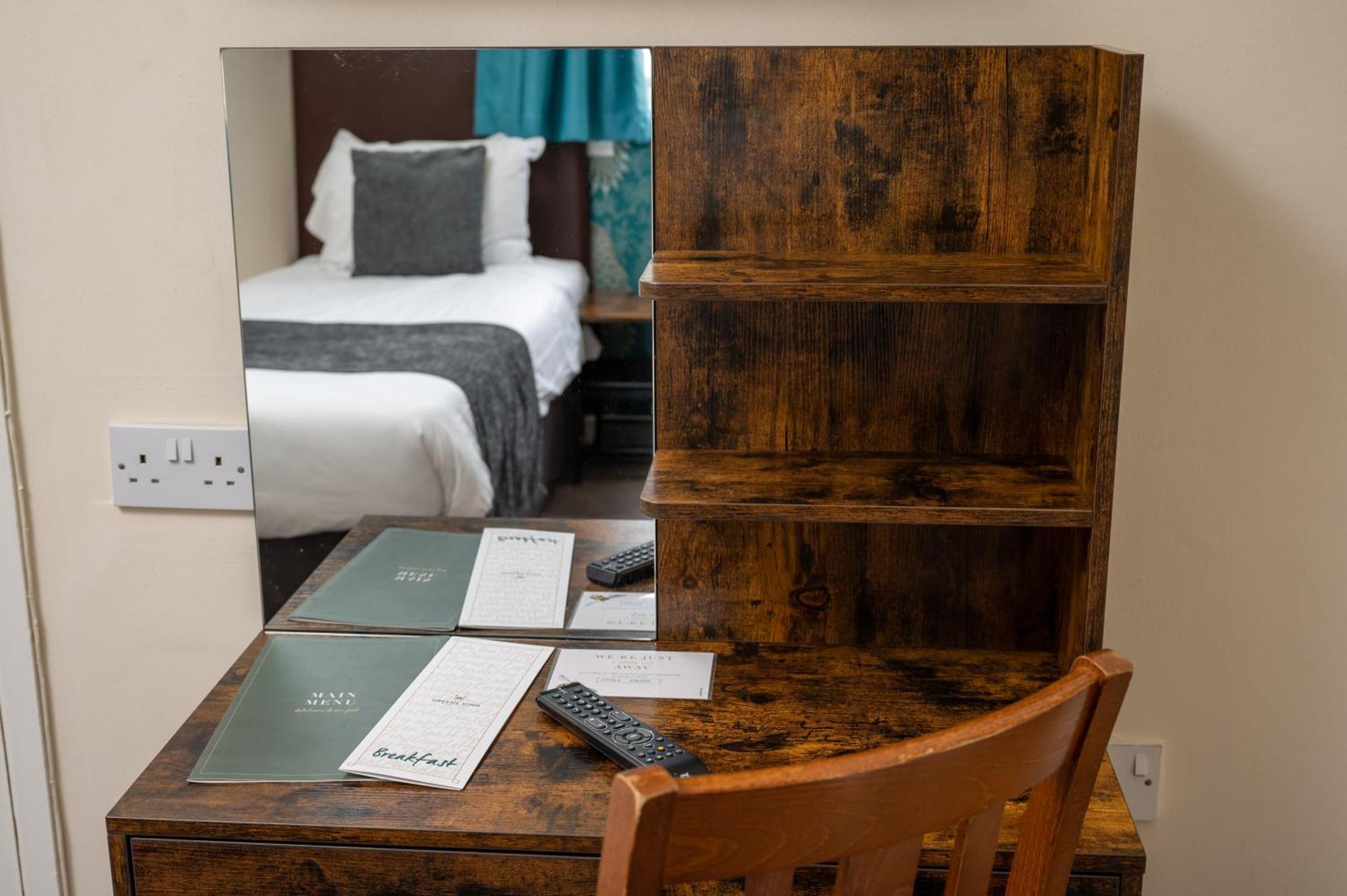Bell Hotel By Greene King Inns Tewkesbury Dış mekan fotoğraf