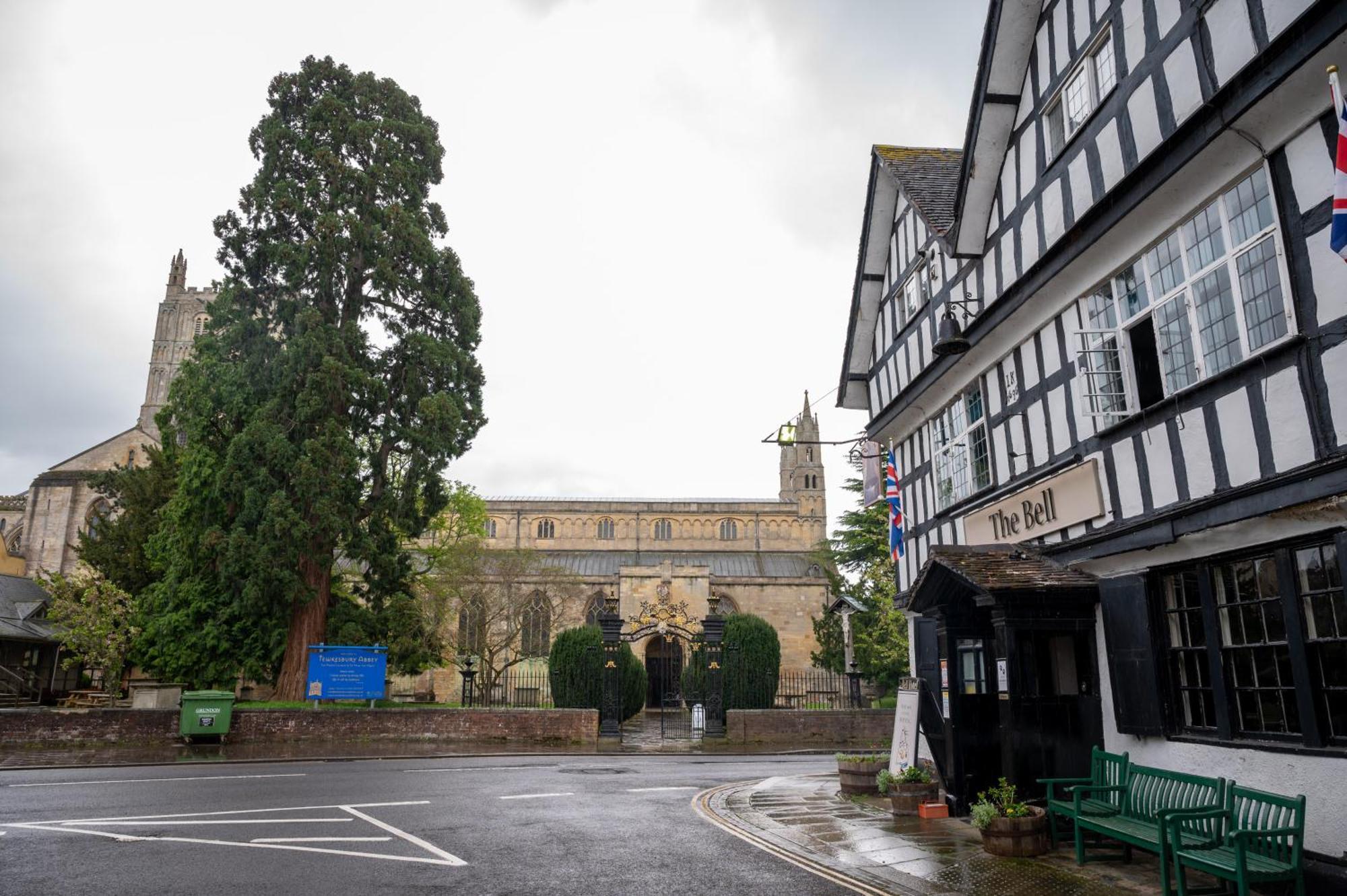 Bell Hotel By Greene King Inns Tewkesbury Dış mekan fotoğraf